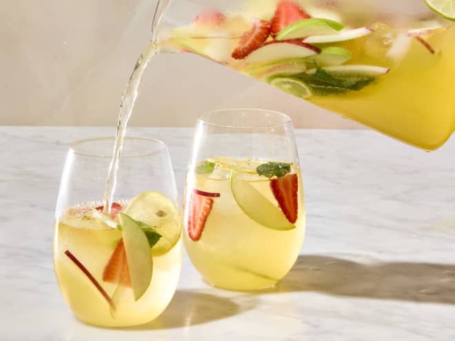 White Sangria Is the Big-Batch Cocktail I’m Bringing to Every Party This Summer