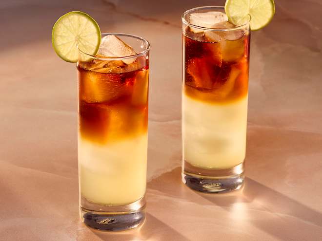 This 1800s 2-Ingredient Cocktail Is the World's Easiest to Make