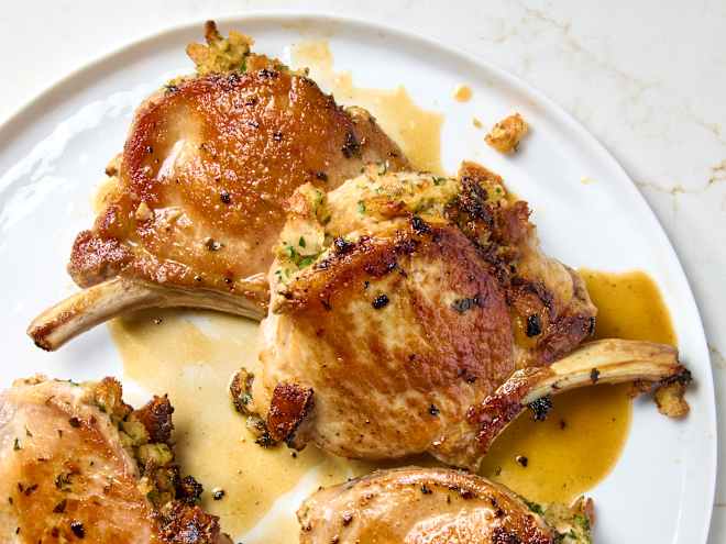 My "Perfect" Pork Chops Are So Good, Everyone Thinks They're From a Restaurant