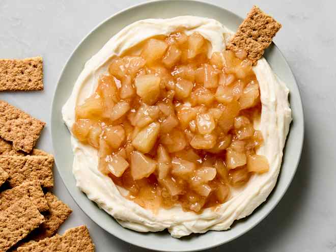 The 4-Ingredient Cream Cheese Dip I Can't Stop Making
