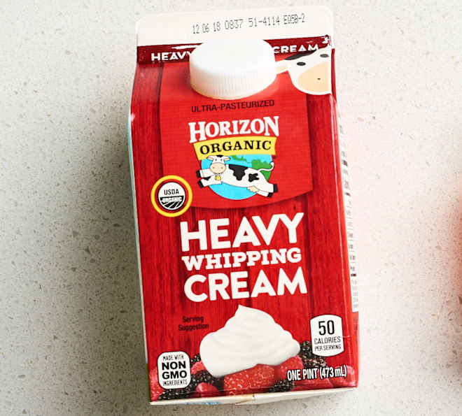 7 Substitutes for Heavy Cream (Plus Non-Dairy Options)