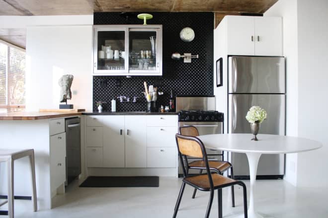 10 Stylish Bistro Tables That Are Perfect for Small-Space Dining