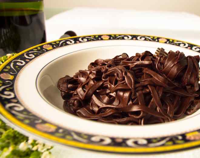 Giada De Laurentiis Shocks Jimmy Fallon with Her Controversial Chocolate Pasta