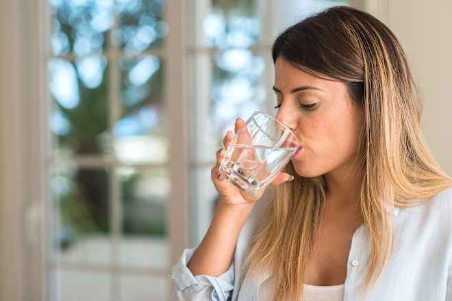 The Game-Changing Countertop Gadget That Actually Makes Me Drink More Water