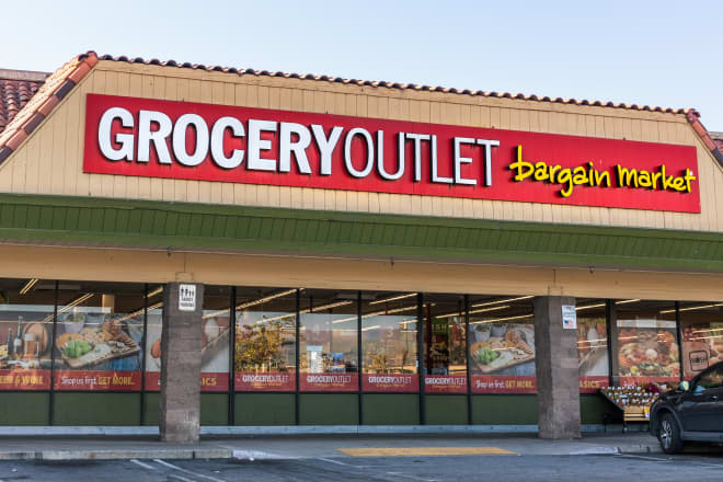 3 Grocery Outlet Dinner Finds I’m Buying This Spring (They’re All $10 or Less!)