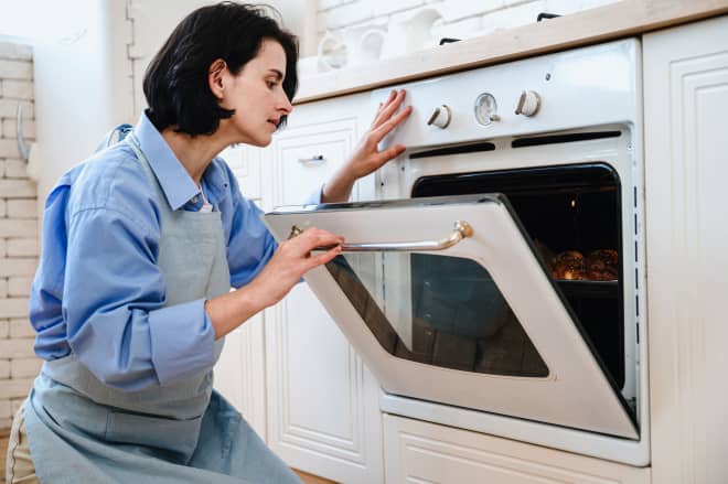 The Best Editor-Tested Oven Thermometers to Buy Right Now