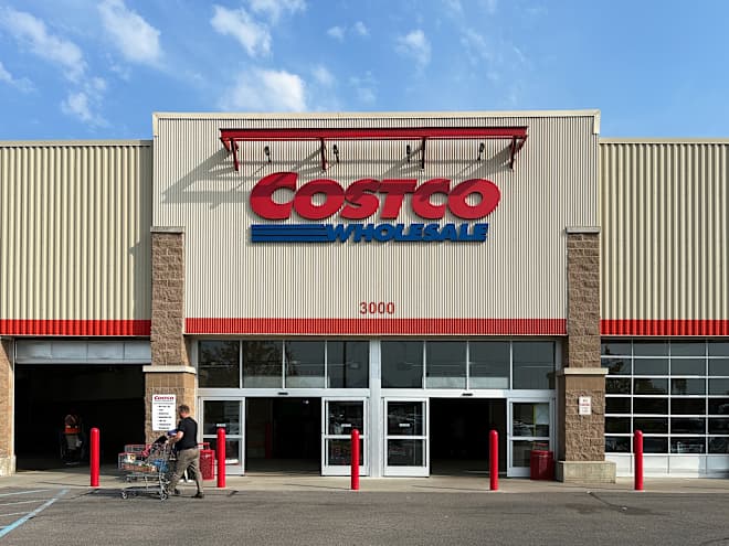 Costco’s Latest Frozen Treat Is Already Flying Off Shelves (I’m Stocking Up for Summer!)