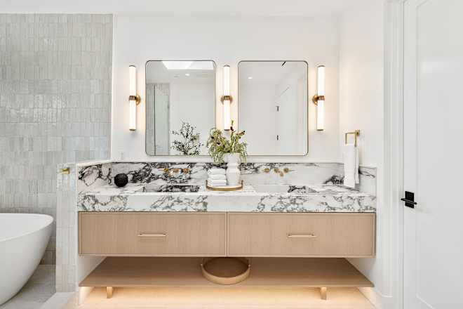 Designers Cringe When They See These 9 Things in a Bathroom