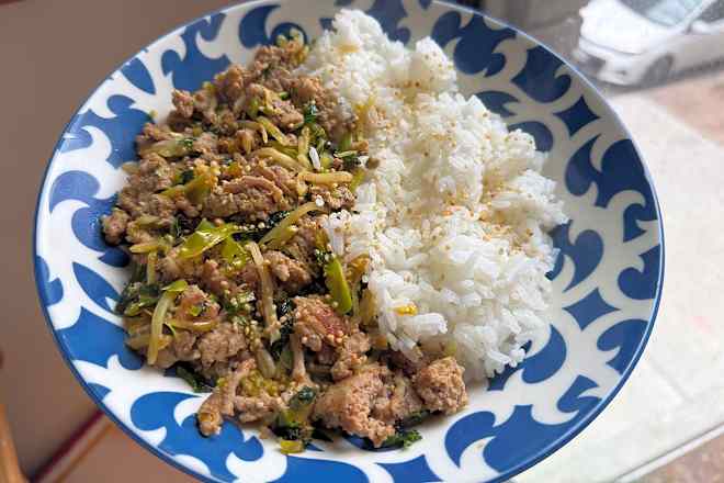 The 3-Ingredient Trader Joe’s Dinner That I Make on Nights I’m Too Lazy to Cook