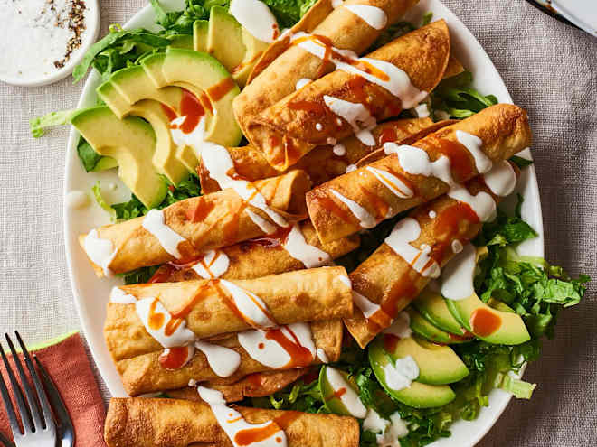 This Meal Subscription Service Has an Amazing Deal on an Air Fryer Toaster Oven (It’s up to $77% Off!)