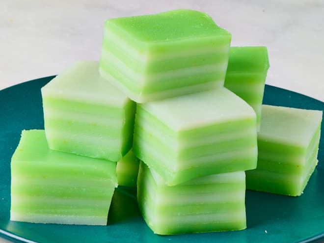 The "Dazzling" Dessert My Family Makes for Thai New Year