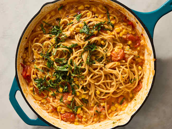 This Ultra-Creamy Pasta Is My Summer Dinner Cheat Code (Just One Pan!)