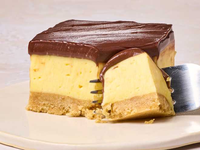 No-Bake “Boston Cream Pie Bars” Are So Good, I’m Making Them All Summer