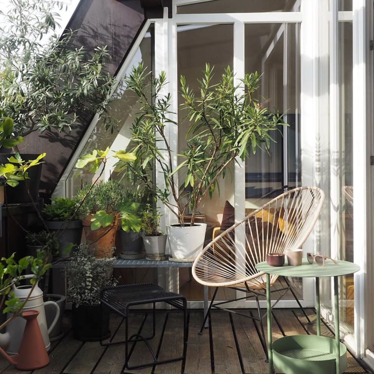 16 Apartment Patio Ideas How To Decorate An Apartment Patio