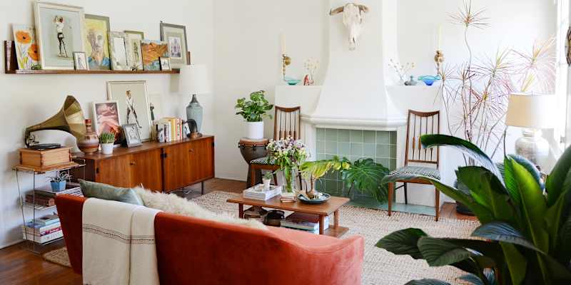 Colors That Work Benjamin Moore's Swiss Coffee Paint Color