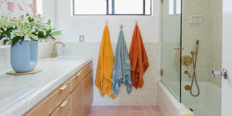 Bathtubs Are on the Way Out, but There's a Catch