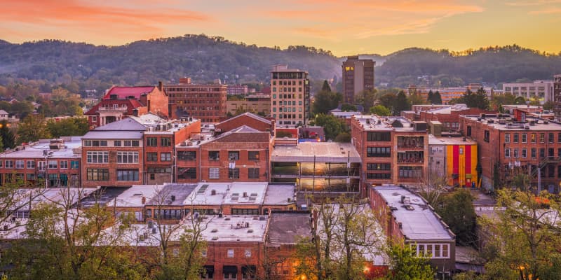 14 Towns Near Asheville North Carolina That Are Just As Cool