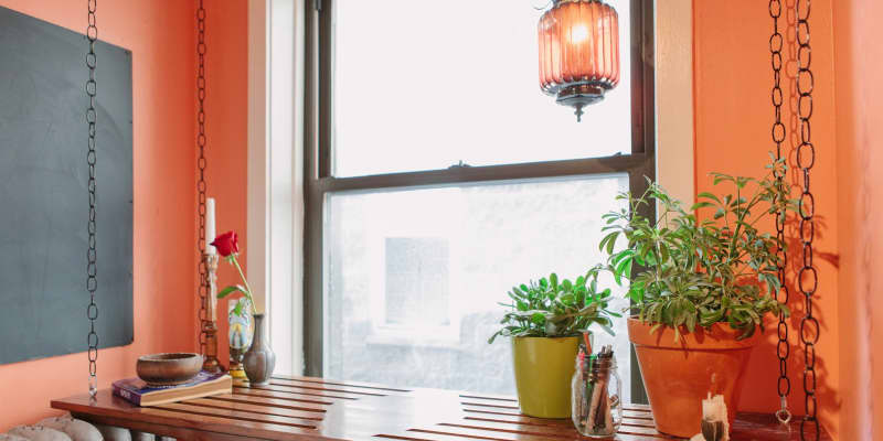 Window shop sill shelf