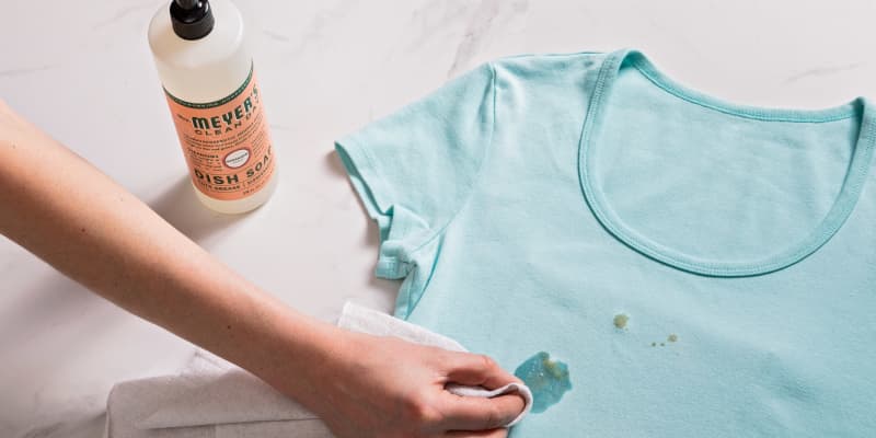 Here s How to Get Oil and Grease Stains Out of Your Clothes
