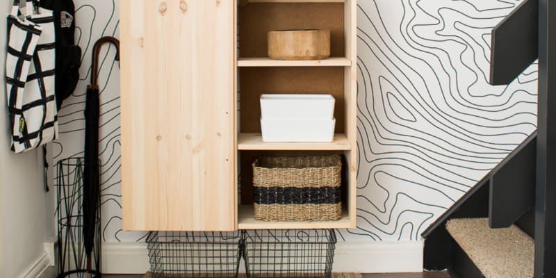 Entryway organization small space clearance