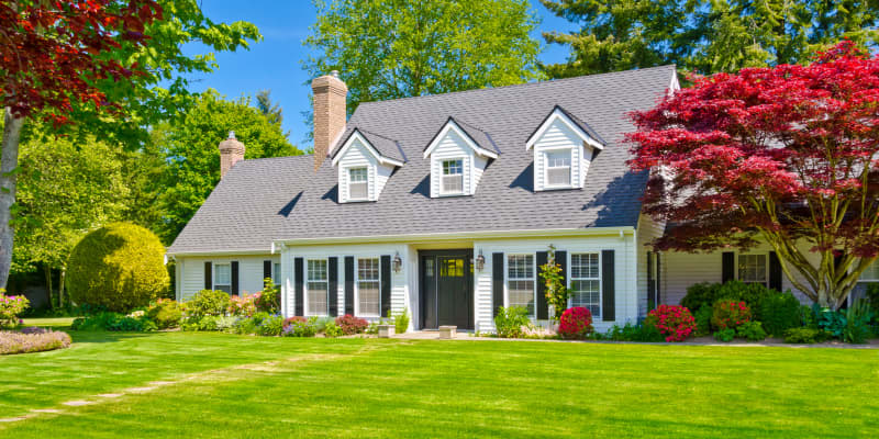 Cape cod sales style outdoor lighting