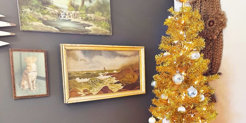 This $40 Amazon Vintage Christmas Tree Created the Decor of My