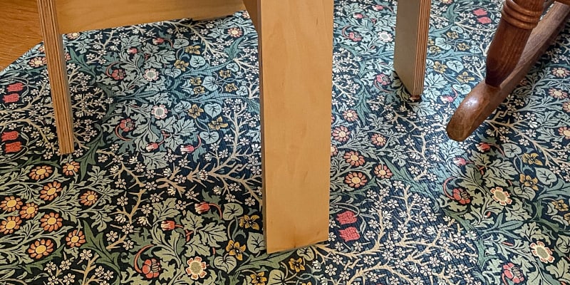 marimekko × IKEA 　サイドテーブルとトレイのセット　マリメッコ marimekko × IKEA サイドテーブルとトレイのセット マリメッコ