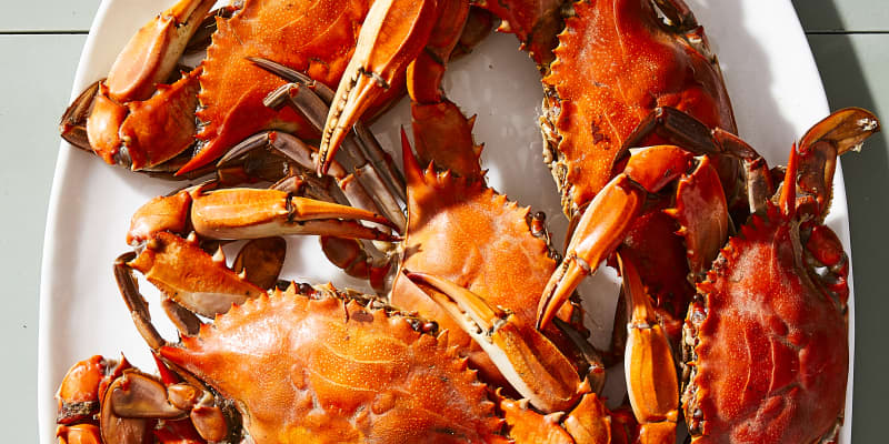 How to Eat a Crab: A Step-by-Step Guide
