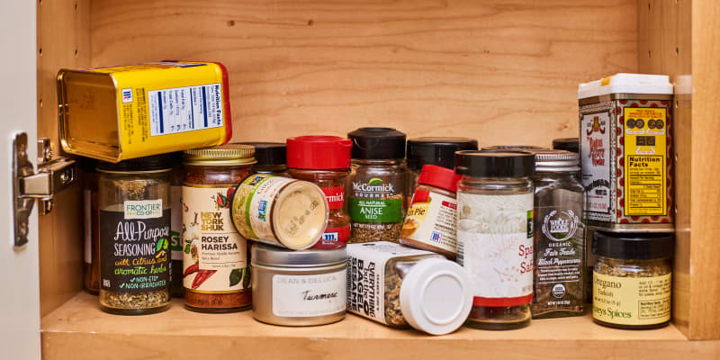 Adhesive spice sale holder