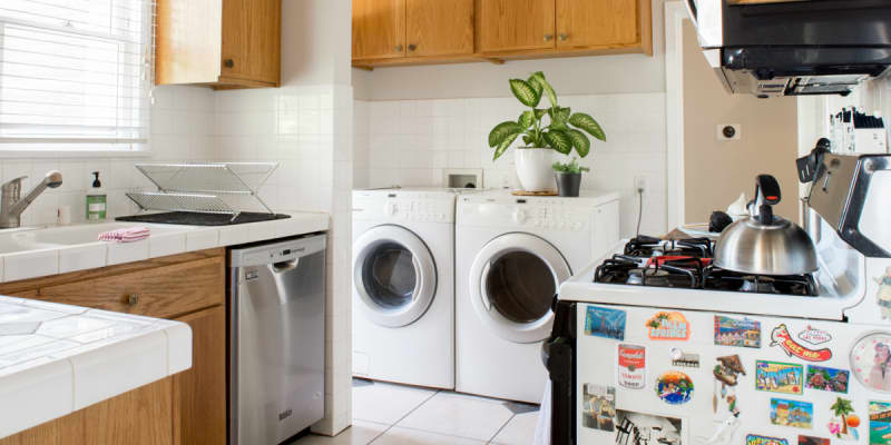 How To Do Your Laundry In A Salad Spinner Apartment Therapy