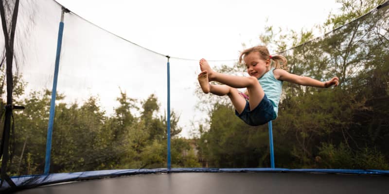 Little tikes 3 deals foot trampoline
