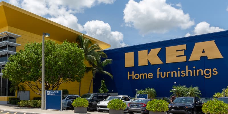 IKEA's ÖNNESTAD Armchair Is Perfect for Adding a Pop of Color