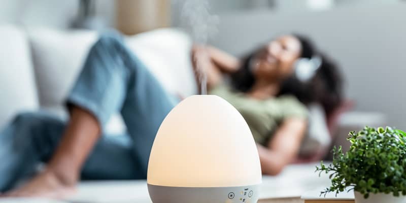 Can i put essential oils in store my humidifier