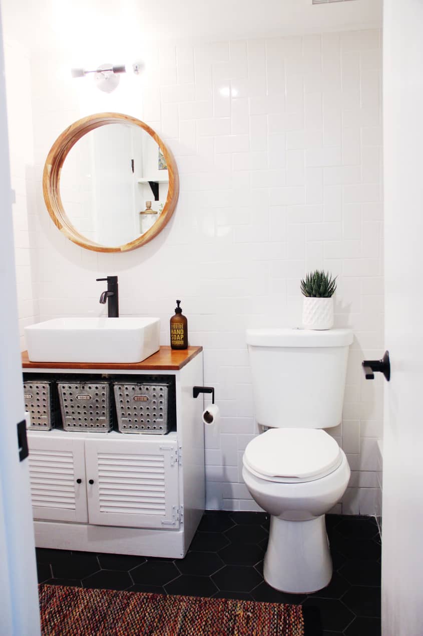 Cómo decorar baños pequeños