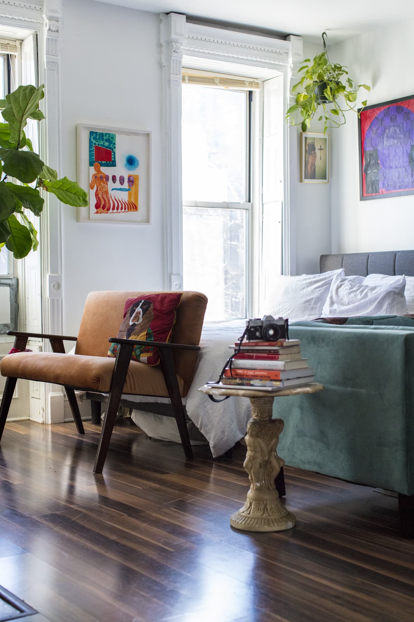 A Mini Brooklyn Studio Is Packed with Bold Art: gallery image 14