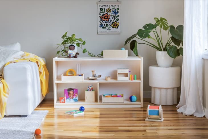 Loveevery Montessori playshelf in kids room