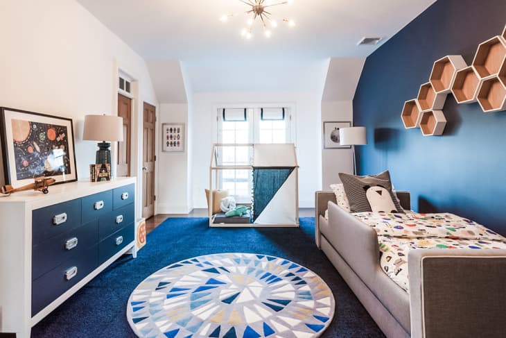 Space themed best sale childrens bedroom
