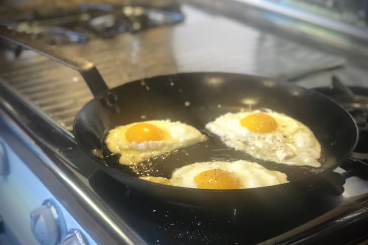 Highly Recommended Carbon Steel Pan For Under $45 