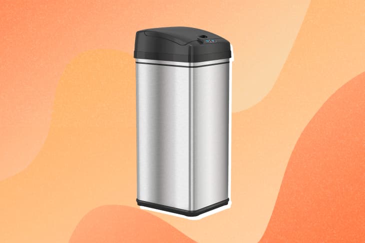 Best Kitchen Trash Can: iTouchless 13 Gallon with Odor-Absorbing Filter