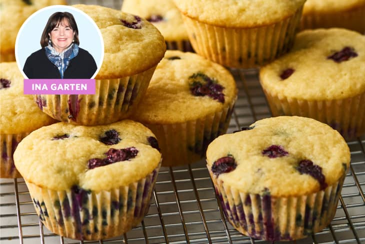 https://cdn.apartmenttherapy.info/image/upload/f_auto,q_auto:eco,c_fill,g_center,w_730,h_487/k%2FPhoto%2FSeries%2F2019-07-battle-blueberry-muffins%2FGraphics%2Fina-garten-lead-blueberry-muffins