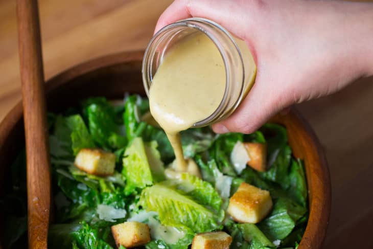 How Many Calories In 2 Tablespoons Of Caesar Dressing