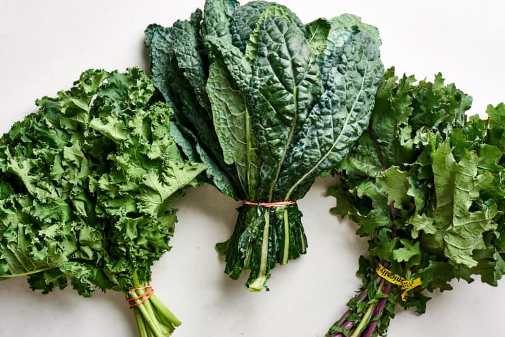 The Dark Side Of Kale (And How To Eat Around It)