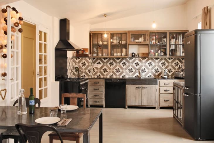 Cheap Airbnb Stylish Kitchen Photos Around The World | Kitchn