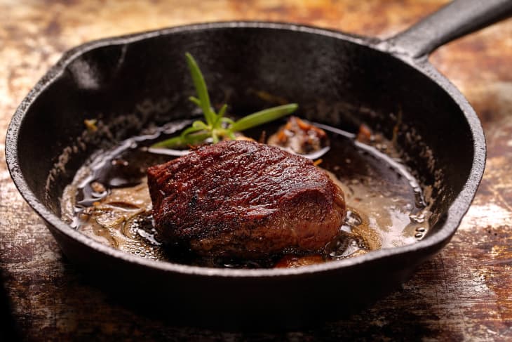 The Best Cast-Iron Skillets of 2023