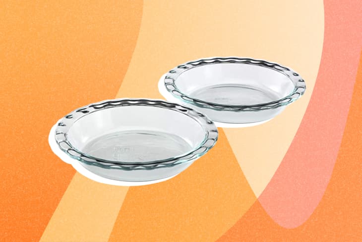 Glass shop pie pan