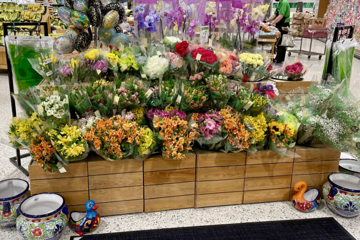 Buying flowers sales