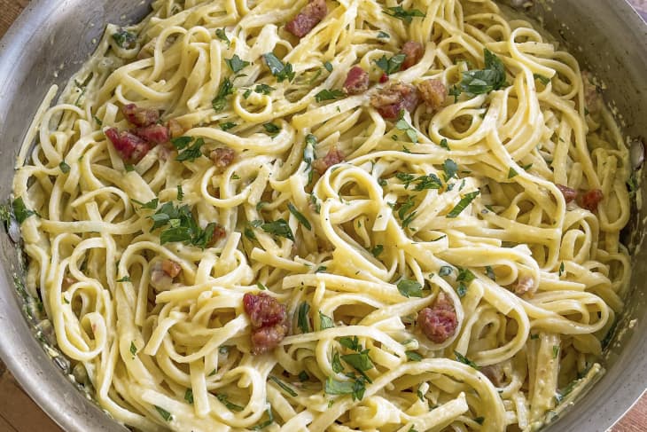 Rachael Ray Just Taught Me the Secret to the Dreamiest Carbonara The Kitchn