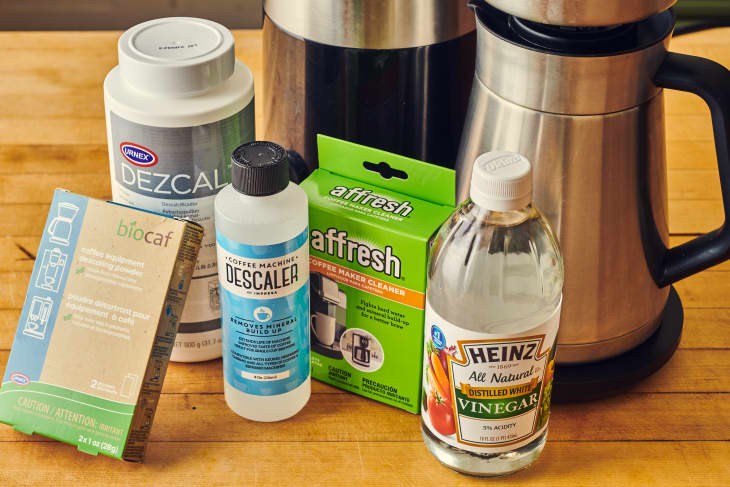 Clean coffee pot with white vinegar shop