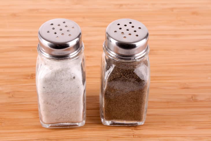 Fancy salt and pepper shakers sale