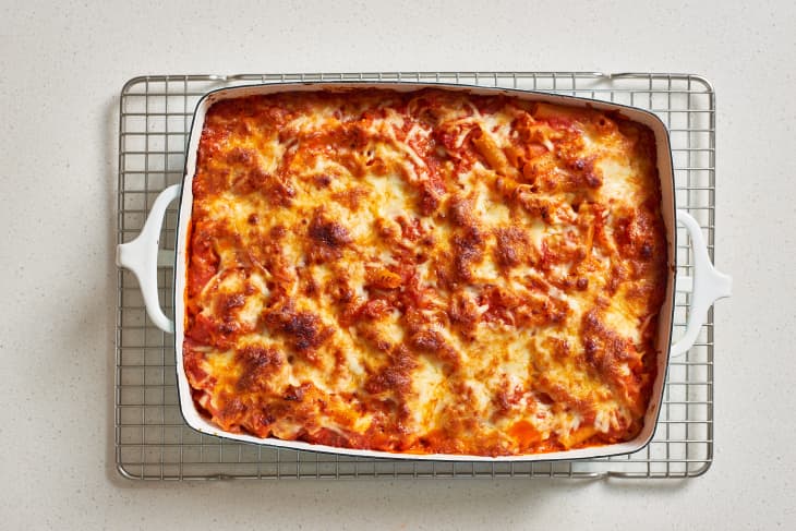 Ten Ways to Feed Ten People for Less Than $20 | The Kitchn